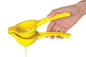 FuzzyGreen Yellow Lemon Juice Squeezer Kitchen Tool Orange Fruit Squeezing Tools