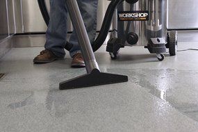 WORKSHOP Wet/Dry Vacs WS1600SS Stainless Steel 6.5-Peak Wet Dry Vacuum Cleaner, 16 Gallon