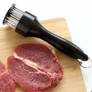 New Professional Meat Tenderizer with Stainless Steel Needle Prongs Kitchen Tool (Black) N7