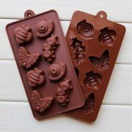Bheema Silicon Snail Caterpillar 8-Cup Cake Mold