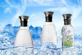 Luxtea Water Carafe and Drink Infuser Borosilicate Bottle Iced Tea Pitcher with Stainless Steel Filter Lid Can... N9