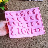 Ueasy Silicone Gel Non-stick Cake Bread Mold Chocolate Jelly Candy Baking Roasting Mould (26 Cavity Love) N6