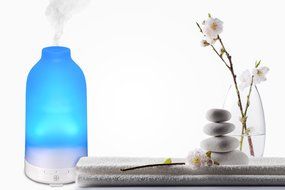 Essential Oil Diffuser Botella, Glass Aromatherapy Oils Humidifier and Mister Perfect Decor Gift for a Peaceful... N2
