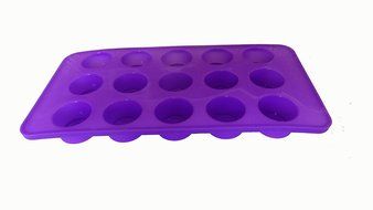 5 Pack Silicone Homemade Soap Candy Chocolate Gummy Mold With a Bonus Dropper N7