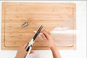 100pcs/lot Pastry Cream Cake Icing Piping Bakery Tool Bags N6