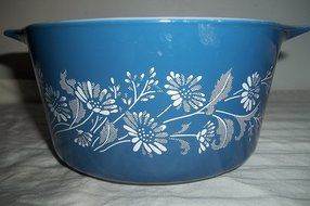 Pyrex Colonial Mist 473-B Casserole Dish