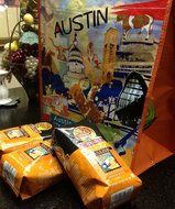 HEB Cafe Ole Whole Bean Coffee 12oz Bag (Pack of 3) (Texas Pecan - Medium Dark Roast (Full City)) N12