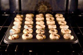 David Tutera Mini Squares Pan, Silver N4