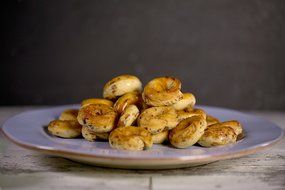 David Tutera Mini Squares Pan, Silver N5