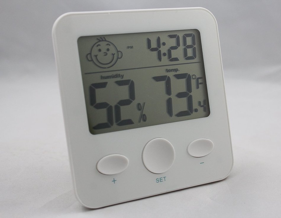 Winston Zachs Digital Hygrometer Thermometer Clock (Blue) N3