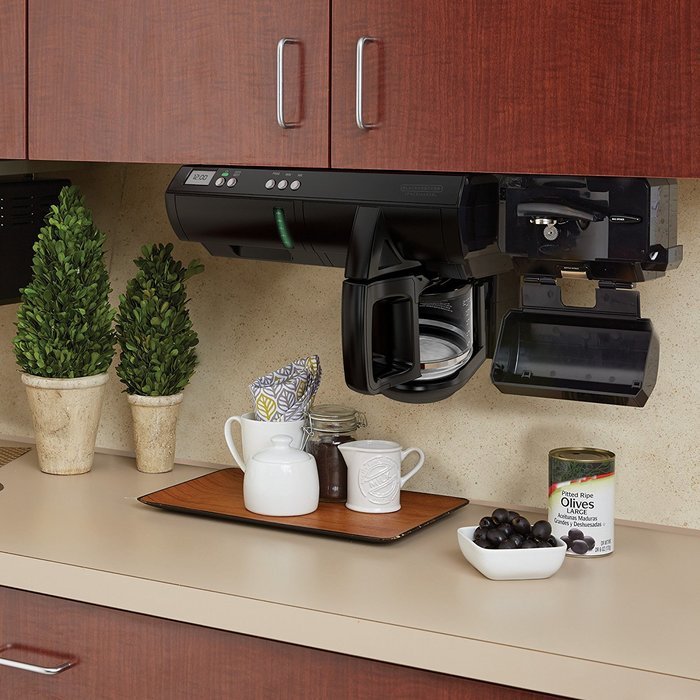 BLACK+DECKER SCM1000BD Space Maker 12-Cup Programmable Coffee Maker, Black