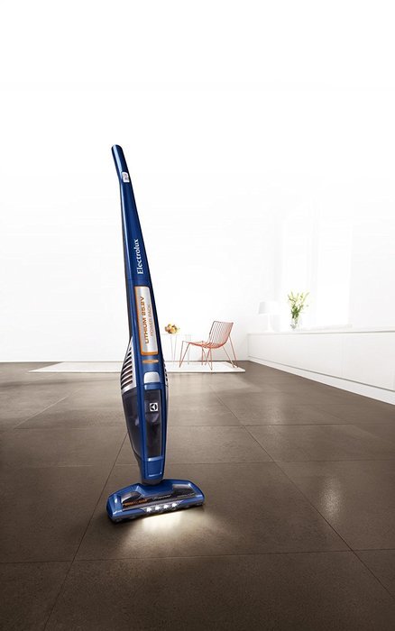 Electrolux UltraPower Studio with Brushroll Clean, 25V Cordless Lightweight Vacuum EL3000A