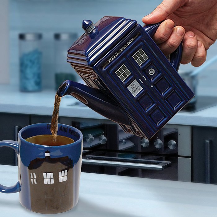 Dr. Who Tardis Teapot N3