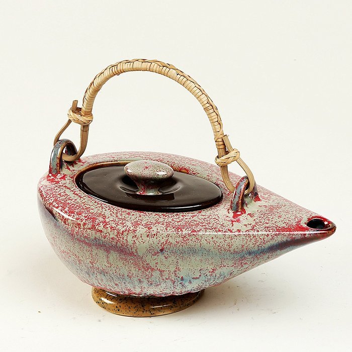 Cultural Concepts Ceramic Studio Chirag Kettle Full White