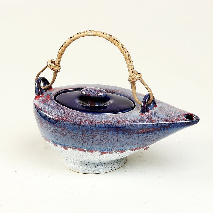 Cultural Concepts Ceramic Studio Chirag Kettle Full White N2