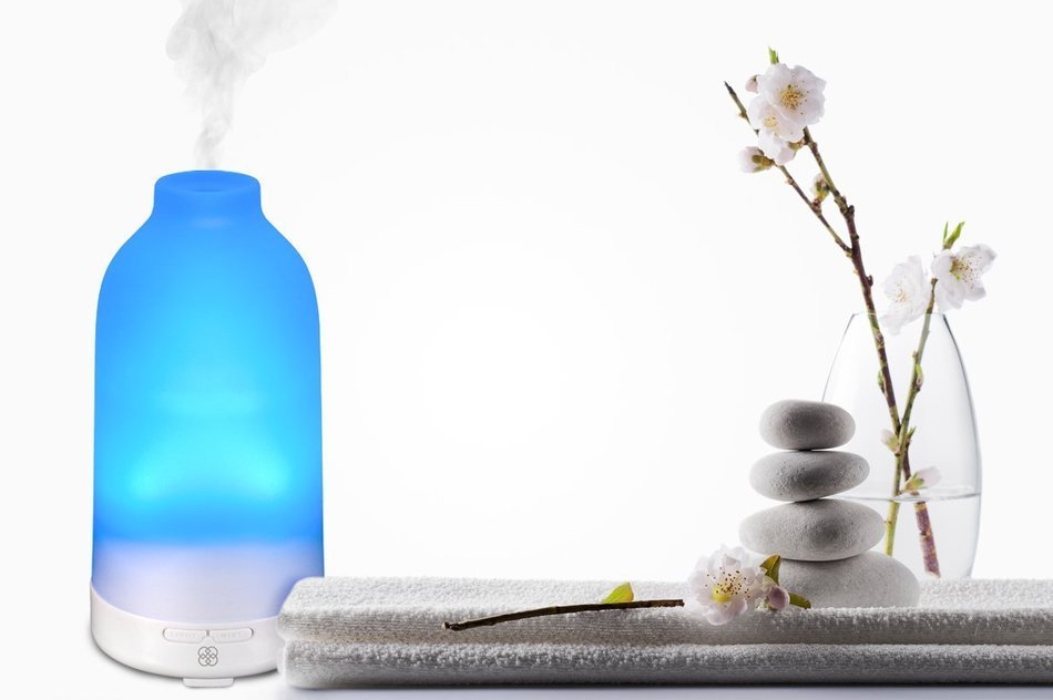 Essential Oil Diffuser Botella, Glass Aromatherapy Oils Humidifier and Mister Perfect Decor Gift for a Peaceful... N2