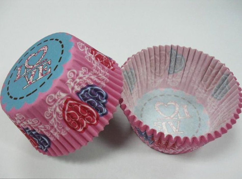 3Pcs/Set Heart Shaped Plunger Mould & 125 Designer Cupcake Liners Bundle Girls Party Theme