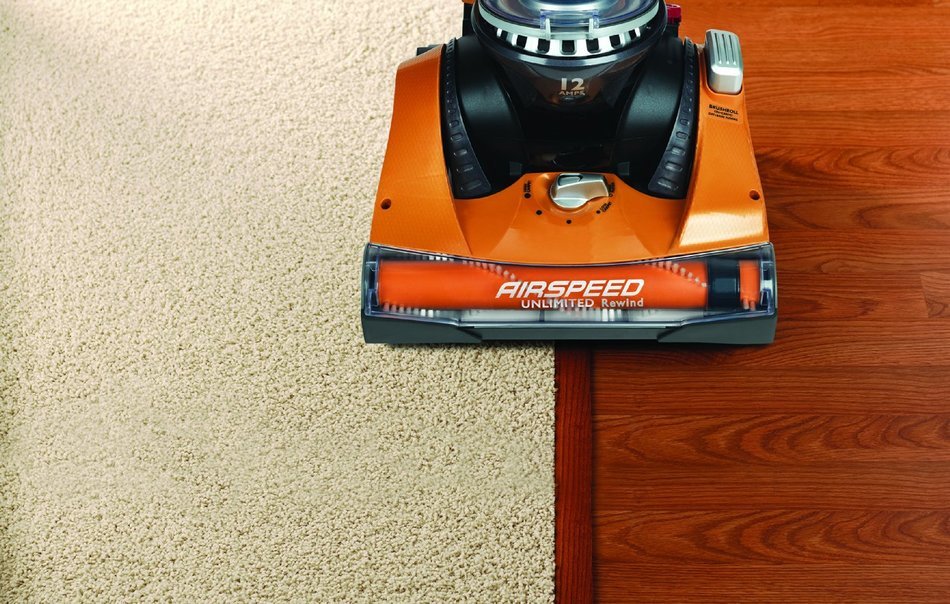 Eureka Airspeed Unlimited Rewind Bagless Upright Vacuum, AS3030A - Corded N16