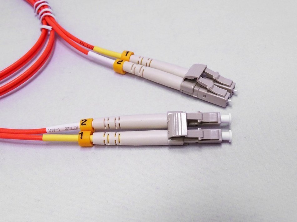 200 Meter Multimode Duplex Fiber Optic Cable (62.5/125) - LC to LC