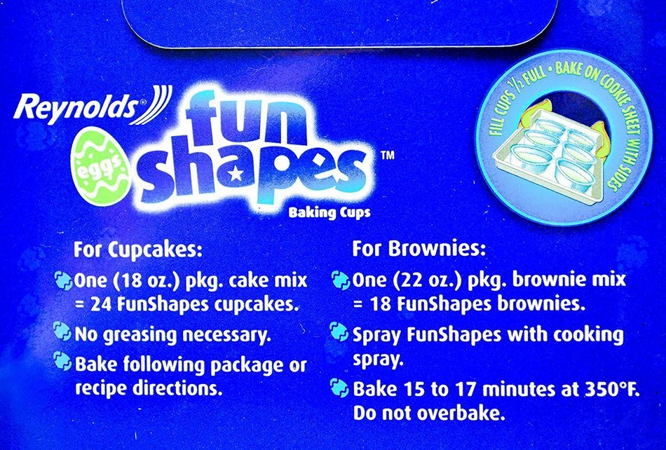 Reynolds Fun Shapes Baking Cups Easter Egg Shaped 24 Ct