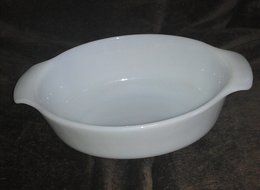 ANCHOR HOCKING/FIRE KING 1 &frac12; QT. CASSEROLE DISH # 433 SERVING VEGETABLE OVAL