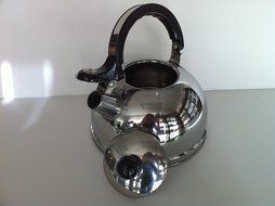 Fan Palm Ware Stainless Steel Whistling Tea Pot Kettle 2.5 Liter N3