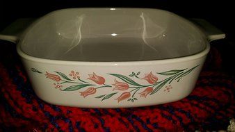 Corning Ware 1 Quart Baking Dish with No Lid