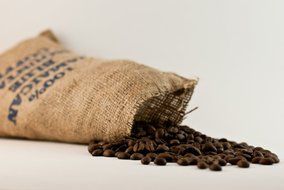Jamaica Blue Mountain Coffee , Certified 100% Pure, Roasted Beans in a 1lb Sac