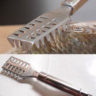 New Stainless Steel Fish Scaler Remover Home Kitchen Gadgets Scale Fish Tools N2