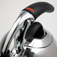 OXO Good Grips Uplift Tea Kettle, Induction Compatible, Polished N3