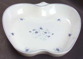 Pfaltzgraff POETRY Apple shaped BAKER - blue floral design