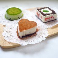 Astra Shop Stainless Steel Cake Mousses Cutters (Set of 4) / Heart&amp; Flower &amp; Circle &amp; Square Shaped Mousse Cake... N6