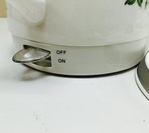 Fixture Displays Ceramic Electric Kettle with Rose Flower Pattern 12026-AMAZON N4