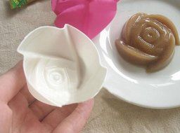 GOTD Baking Mould Cake Bread Chocolate Jelly Candy Mold, Kitchen Craft Colourworks Silicone Cupcake Cases, Pack... N19