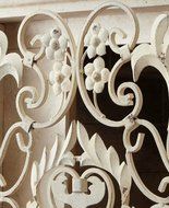 French Country White Iron Fireplace Screen N2