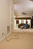 Hoover WindTunnel Max Multi-Cyclonic Bagless Upright, UH70600 - Corded