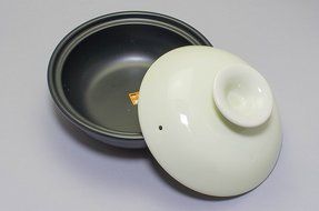 Round Cooking Pot with Mint Green Pot Lid N2