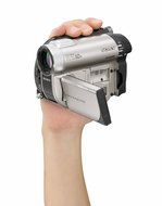Sony DCR-DVD650 DVD Camcorder (Discontinued by Manufacturer) N4