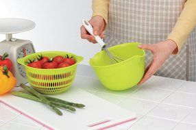 Inomata 6-Piece Coppo Colander and Mixing Bowl Set, 3-Color N2