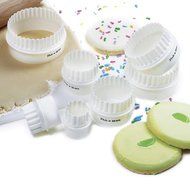 Kitchen, Dining &amp; Bar Plain or Scallop Cookie Biscuit Tart Two Sided Cutters 7pc Set