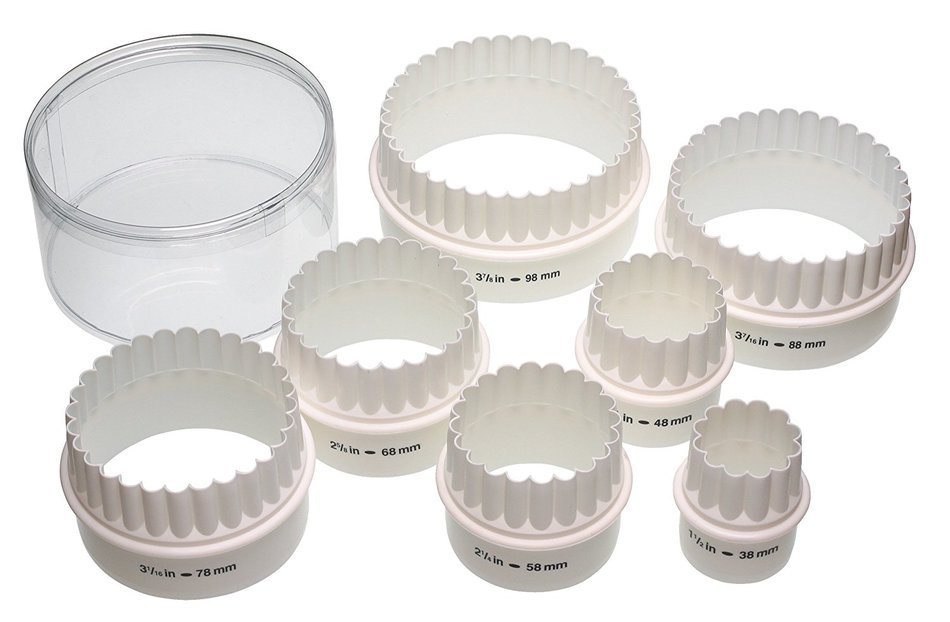 Kitchen Craft Biscuit Cutters / Pastry Cutters, Plastic Double Edged, Set of 7