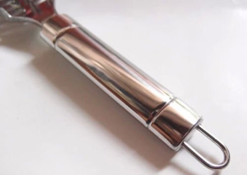 New Stainless Steel Fish Scaler Remover Home Kitchen Gadgets Scale Fish Tools N5