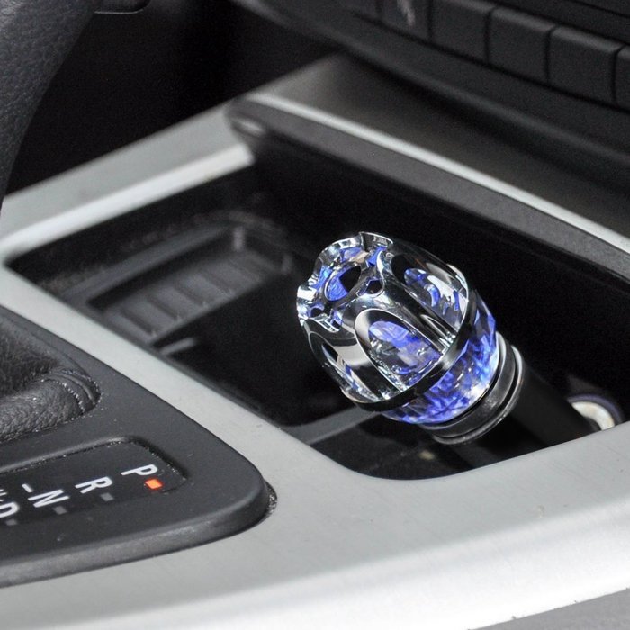 Auto Ionizer, Car Air Purifier Plus BONUS Car Air Freshener + eBOOK by Max Premium ~ Air purifier for smokers... N23
