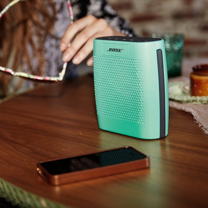Bose SoundLink Color Bluetooth Speaker (Black) N30