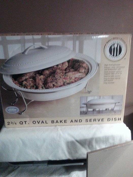 2 3/4 Qt. Oval Bake & Serve Dish