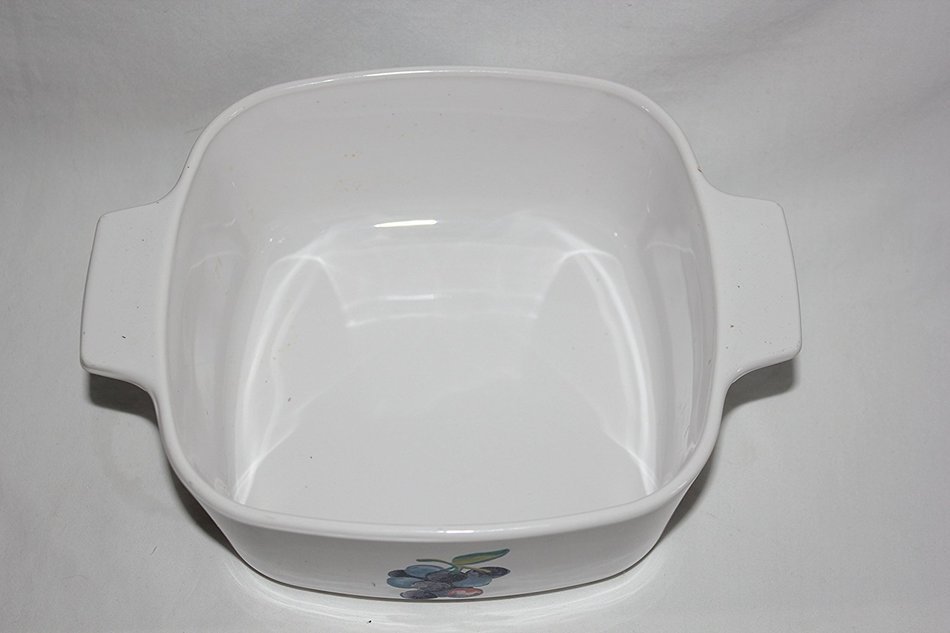 Corning Ware FRUIT BASKET 1.5 Liter Covered Casserole Baking Dish w/ Lid N2