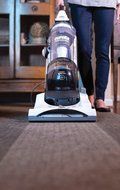 Eureka As1095A Professional Bagless Upright Vacuum Cleaner with High Flow Air Channels - Corded N4