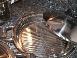 Swissmade Cookware Pot Grill Set 12 Piece Lasagna Casserole Cooking Retail $ 2199,= Waterless Healthy N3