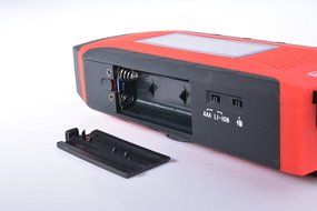 [Upgraded] iRonsnow IS-092 [2000mAh Power Bank+1W flashlight] Weather radio Solar Hand Crank AM/FM/WB NOAA Radio... N19