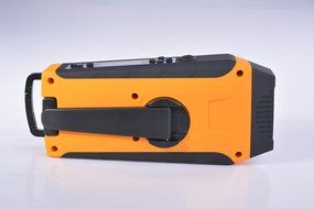 [Upgraded] iRonsnow IS-092 [2000mAh Power Bank+1W flashlight] Weather radio Solar Hand Crank AM/FM/WB NOAA Radio... N21